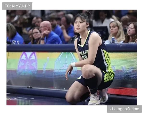 中国女篮中锋李月汝正式签约WNBA达拉斯飞翼训练营合同